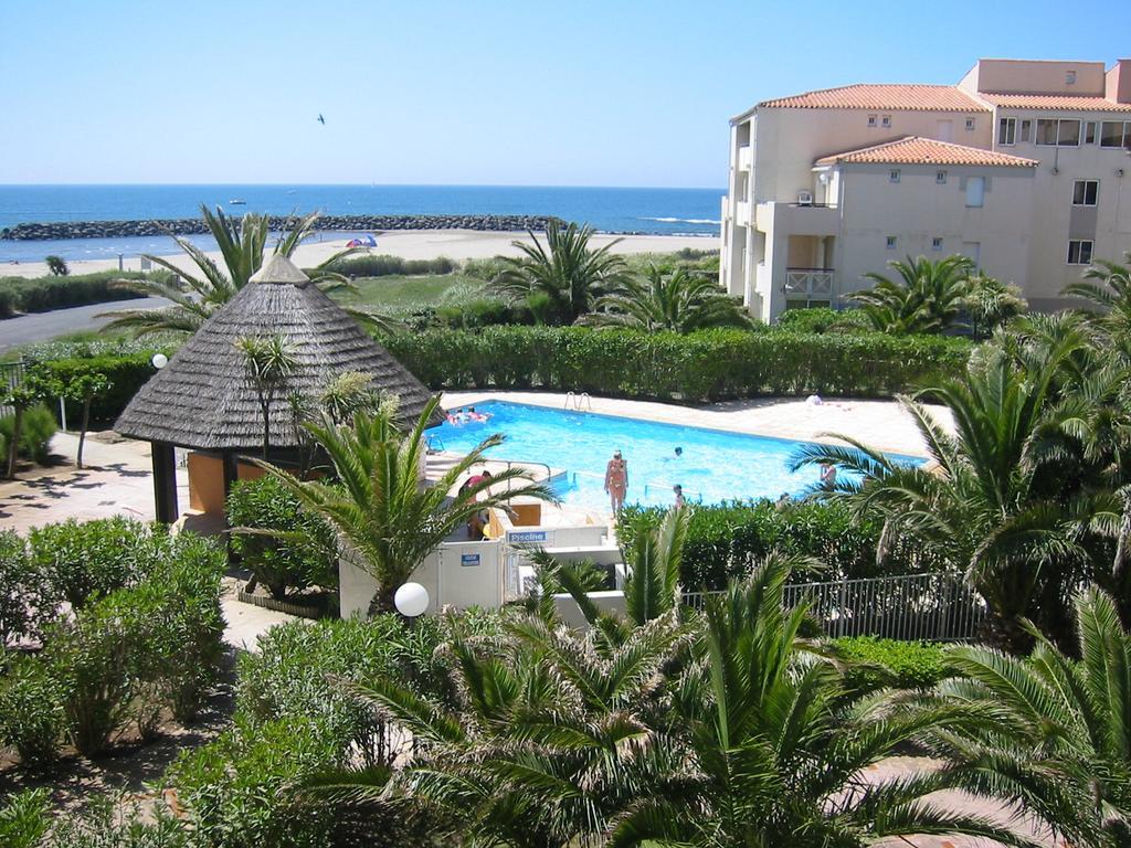 Savanna Beach Agde Bagian luar foto