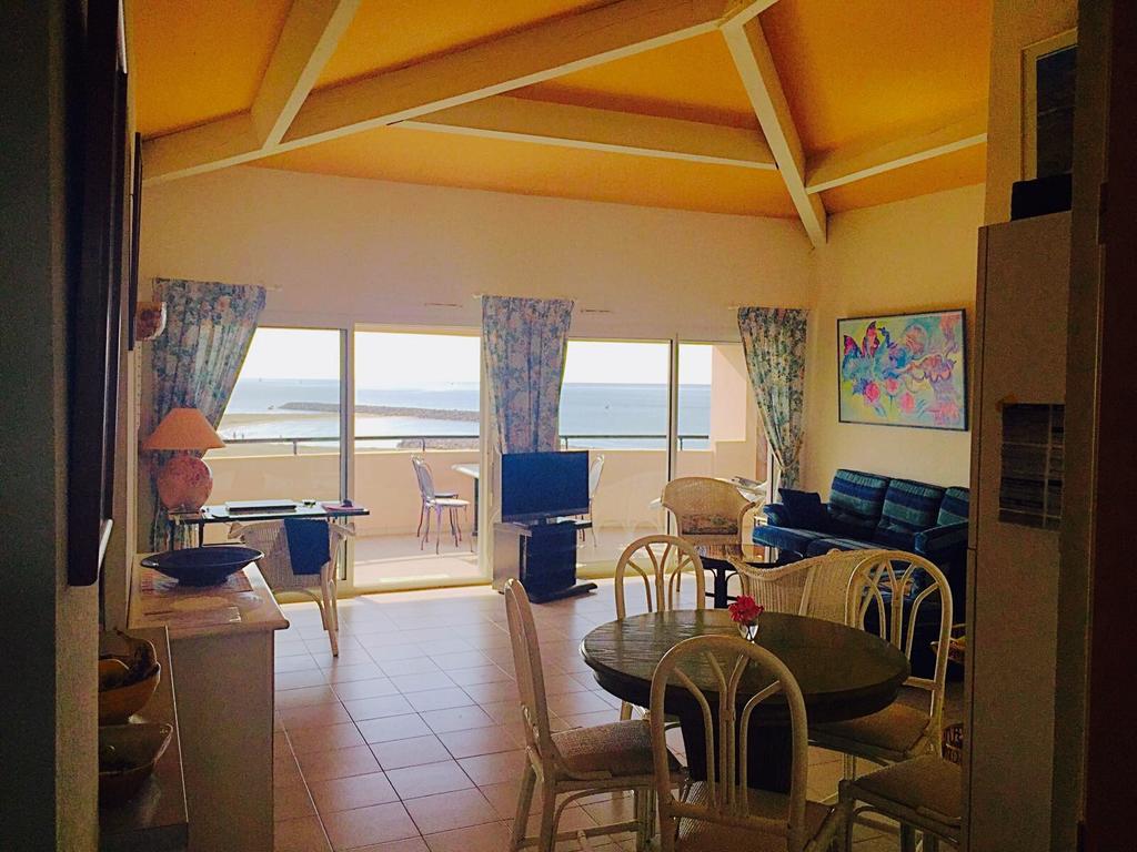 Savanna Beach Agde Bagian luar foto